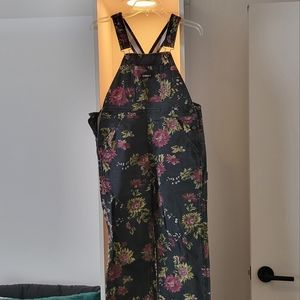 BOGO EVERYTHING $10 Gothic floral overalls